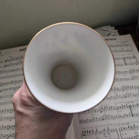 Willow Blue and White Ceramic Vase Coalport England - Picture 9 of 10